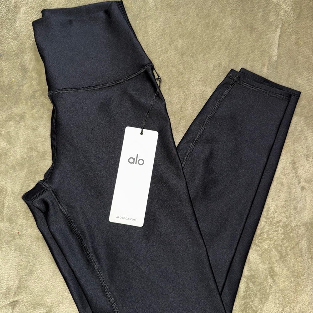 ALO Yoga Black airlift High-Waist Leggings